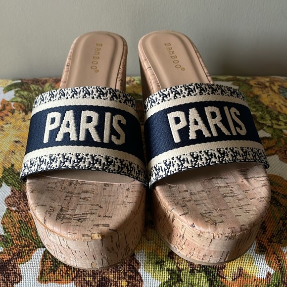 Bamboo Wedge Sandal Size 6 1/2 or 7 Brand New with Box - Picture 3 of 8